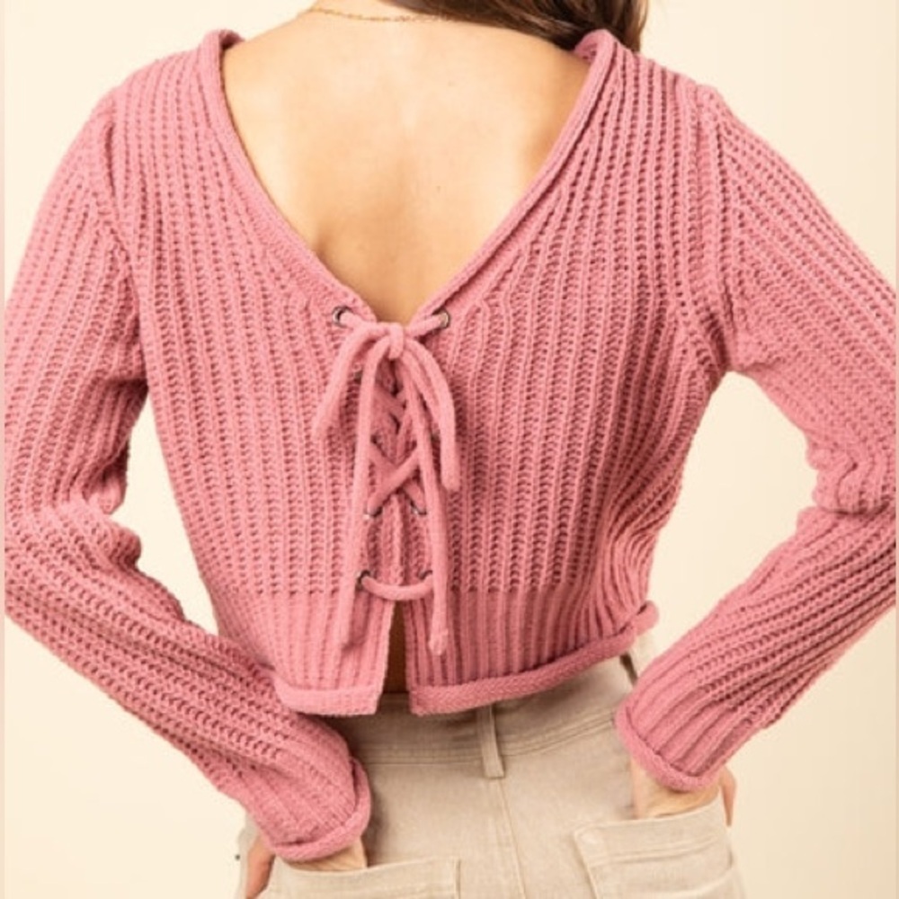 NWT New In Cozy Rose Knit Sweater, Size S - Picture 2 of 11